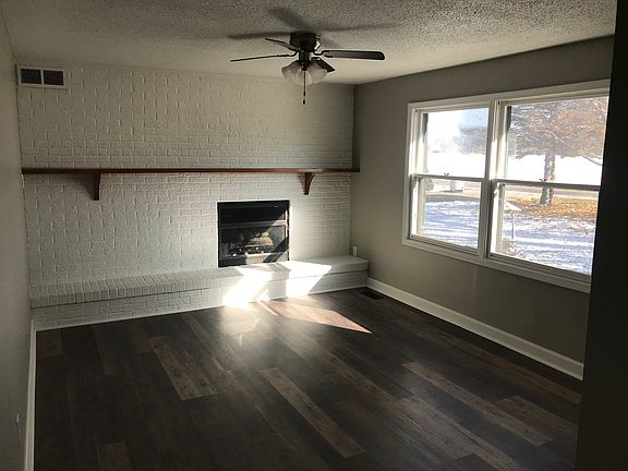 3rd image of 123 N Kirkwood St