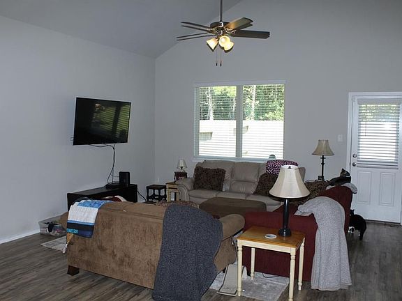 5th image of 18037 Atwood Mill Dr