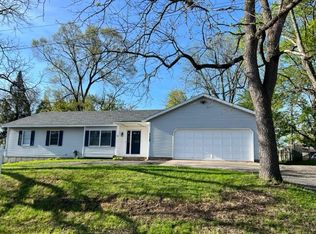 112 Washington St, Middleville, MI 49333