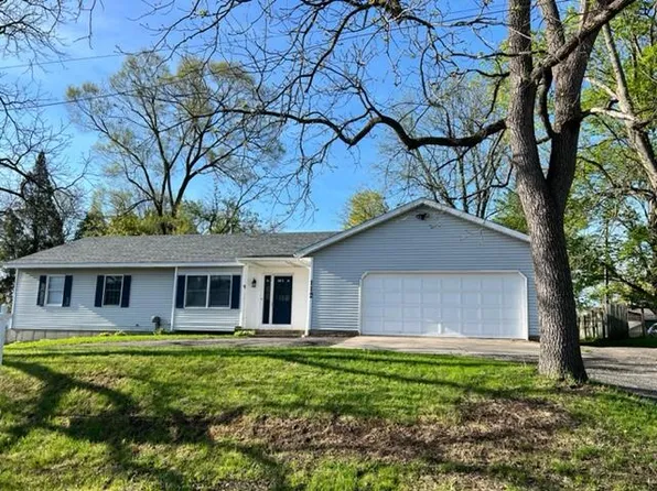 112 Washington St, Middleville, MI 49333
