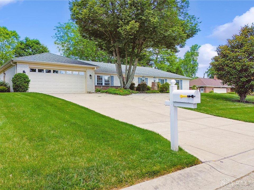 1st image of 165 Bramblebush Trl