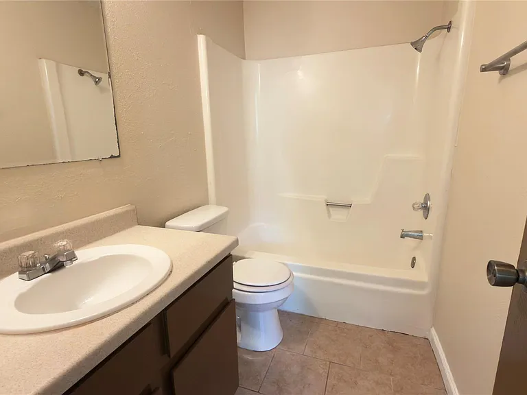 10708 Lanshire Dr #A — Photo 15