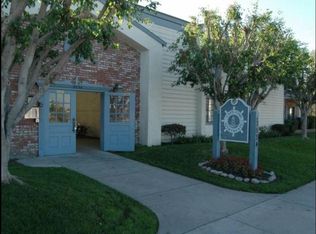 Cape Cod, Anaheim, CA 92804