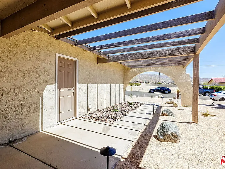 9861 Hoylake Rd — Photo 9