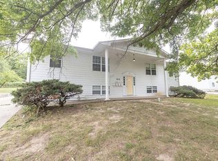 2916 Leeway Dr APT A, Columbia, MO 65202