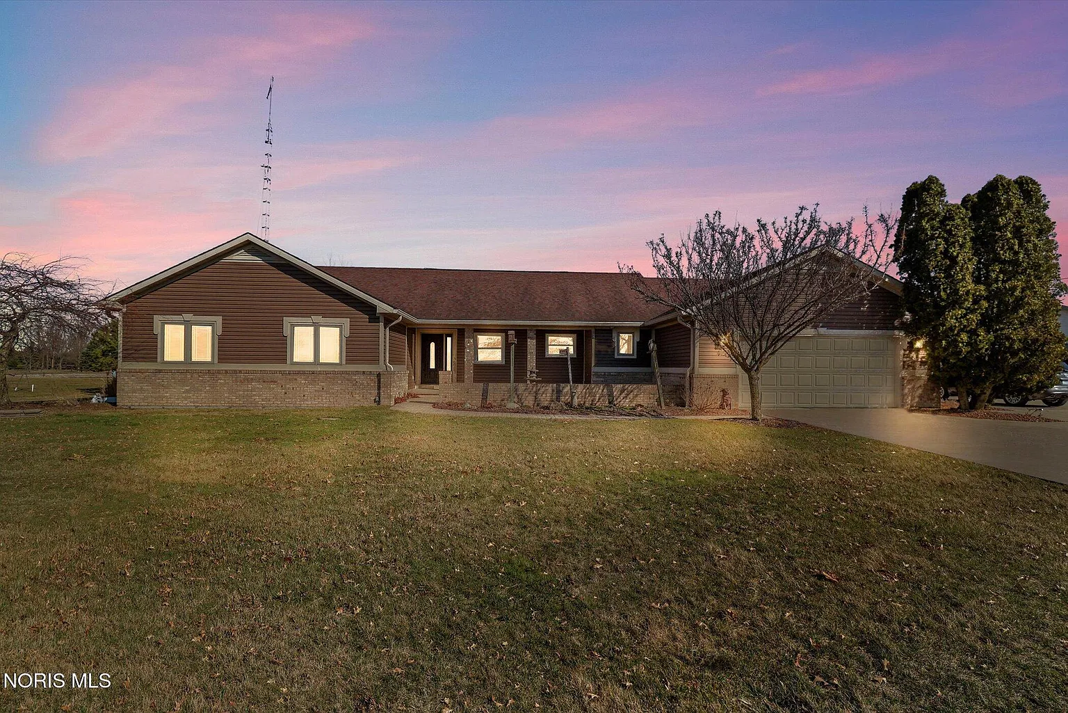24340 Hull Prairie Rd photo 1