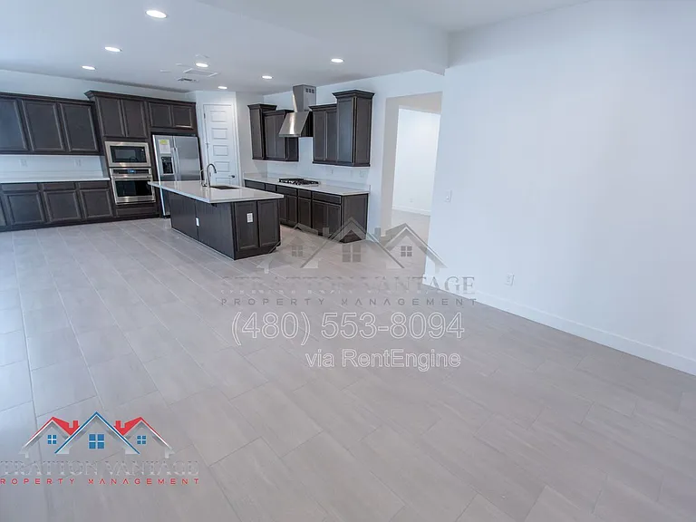 14250 W Soft Wind Dr — Photo 32