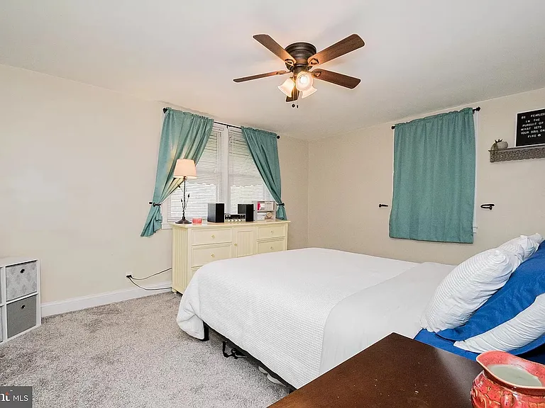 230 Filbert Ave — Photo 22