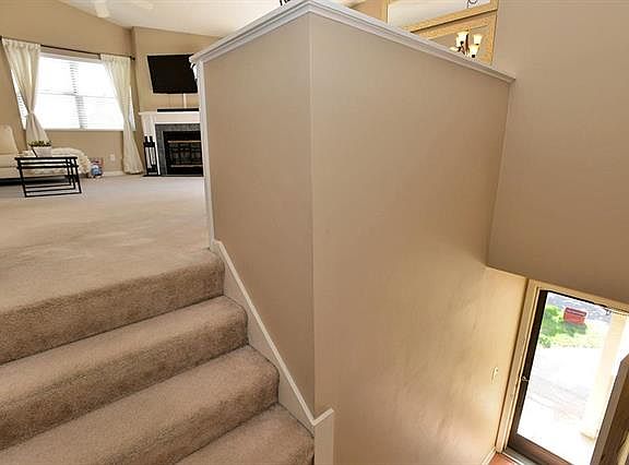 2nd image of 1658 E Swan Cir