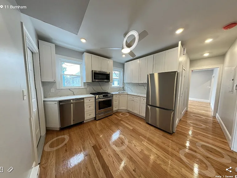 11A Burnham St #3 — Photo 1