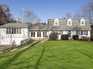 490 Barretts Mill Rd, Concord, MA 01742