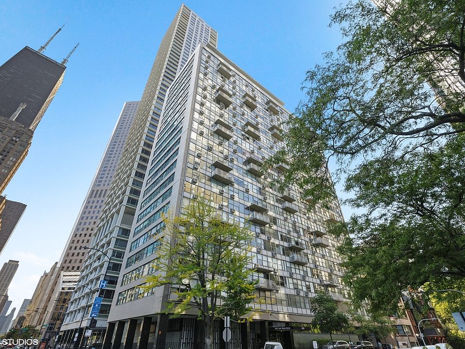1st image of 1000 N Lake Shore Dr APT 2002