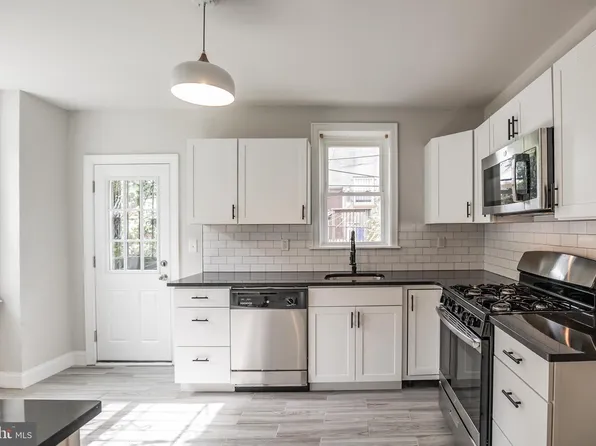 1746 S 54th St, Philadelphia, PA 19143