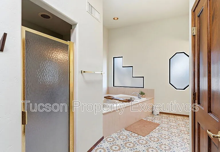 3901 N Vista De La Cima — Photo 21