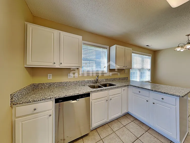 505 Bellmeade Bay Dr — Photo 3
