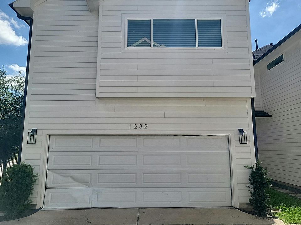 1st image of 1232 McNeil St