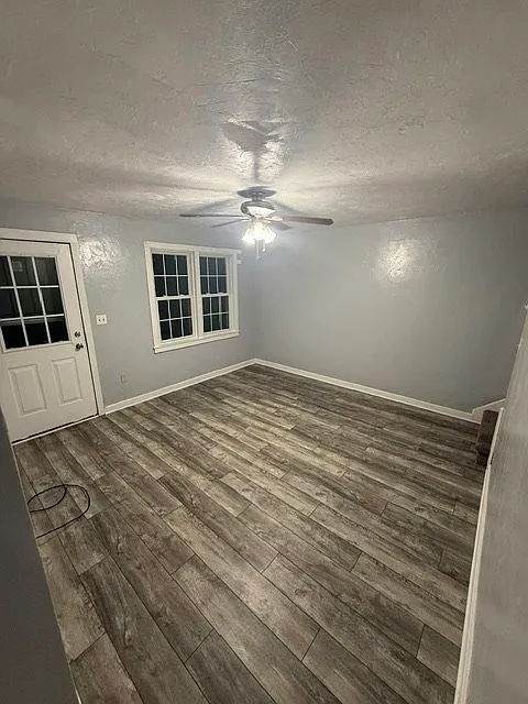 435 Cedar Drive — Photo 2