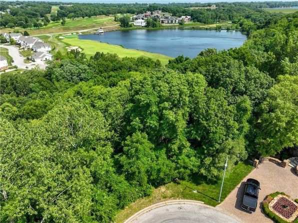 6540 Ridge Rd, Kansas City, MO 64152
