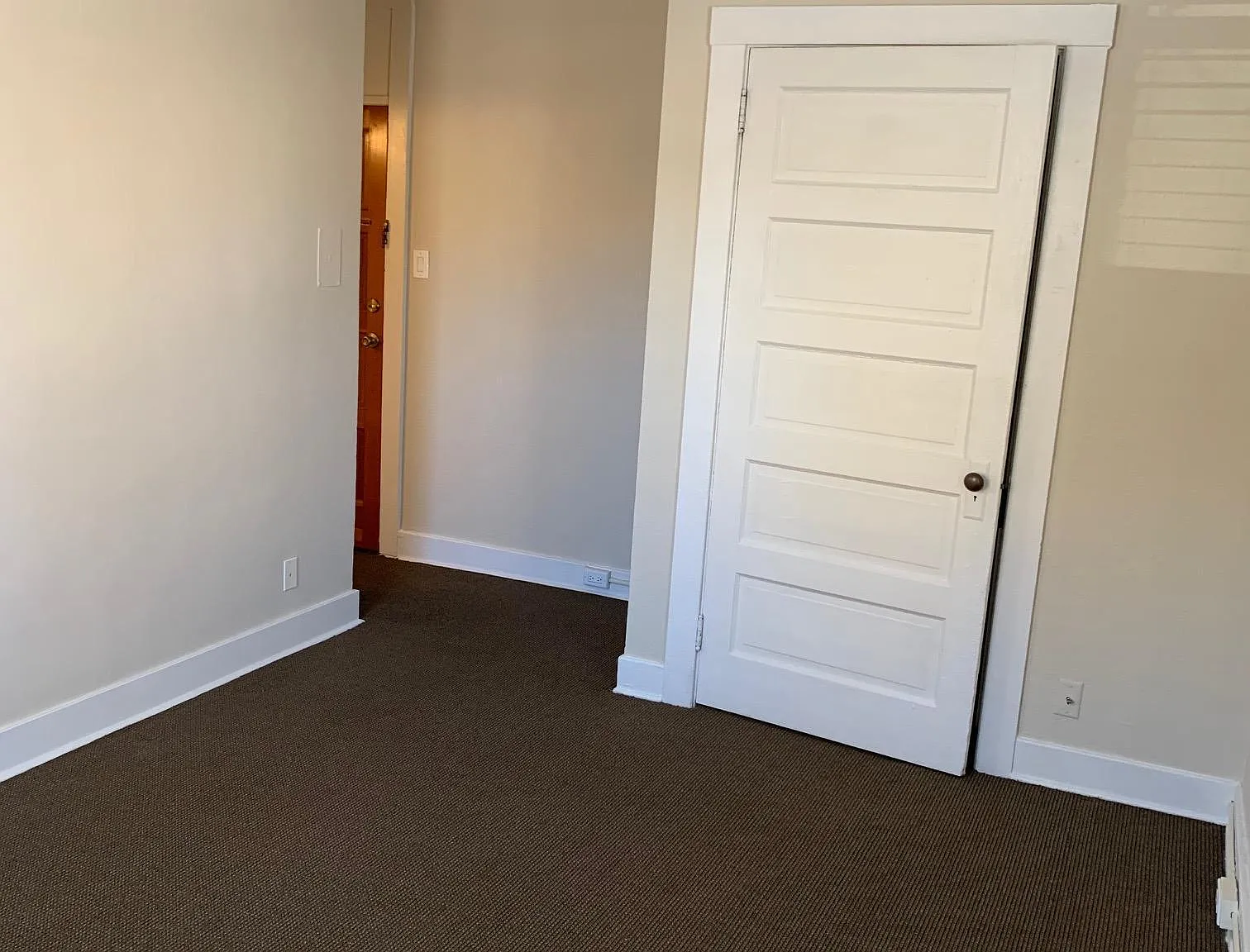 Studio, $835 — Photo 4