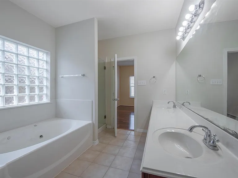 131 Sunset Falls Dr — Photo 22