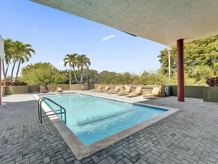 2301 Wilton Dr #R309 — Photo 41