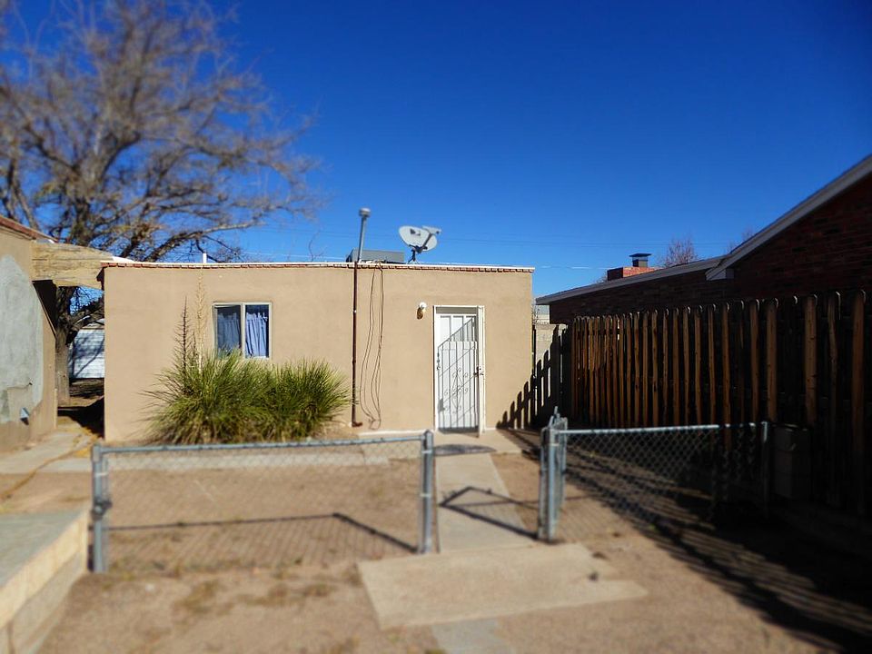 1st image of 1405 Bellrose Ave NW
