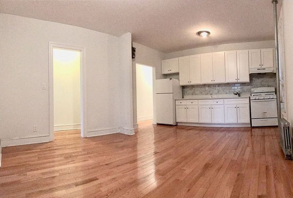 1st image of 395 Saint Johns Pl APT 1C