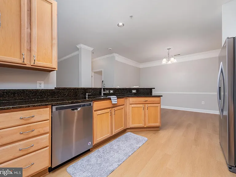 5800 Clipper Ct #104 — Photo 6