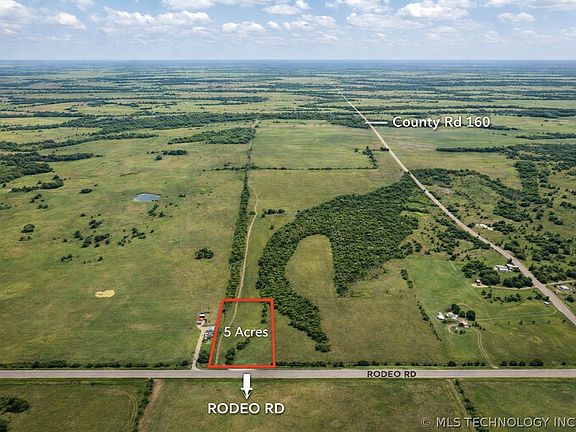 3rd image of 2 Rodeo Rd