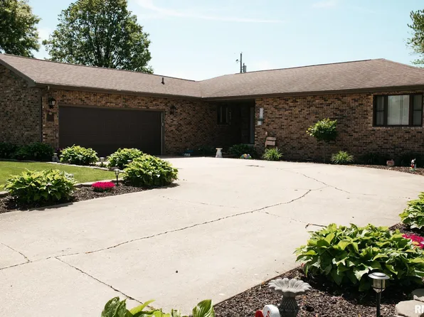 205 Hickory St, Kincaid, IL 62540