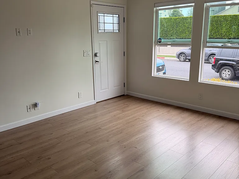 12405 Havelock Ave #1 — Photo 7