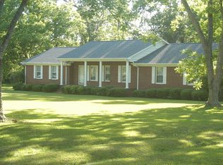 2057 Neils Eddy Rd, Riegelwood, NC 28456