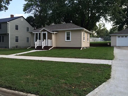 408 12th St #HOUSE Photo 1 408 12th St #HOUSE Photo 1