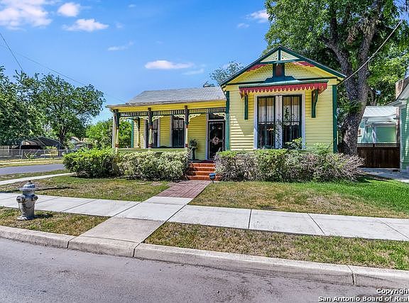 5th image of 226 SADIE ST