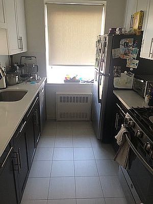 4th image of 50 Battery Pl APT 7F