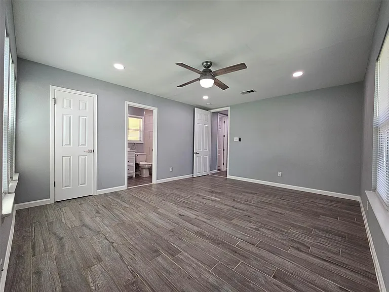 2603 Peach Tree Ln — Photo 14