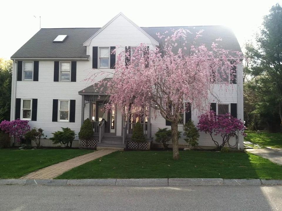 1st image of 57 Essex Ave #57