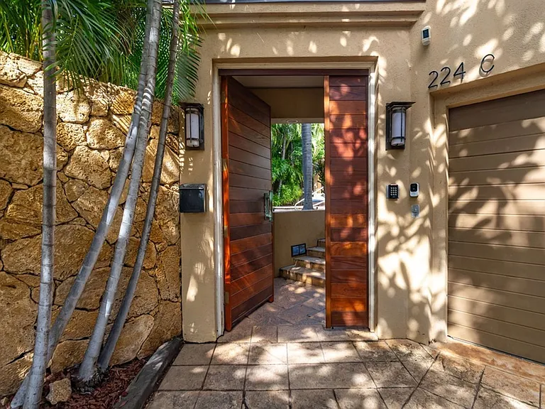 224C Kulamanu Pl — Photo 56