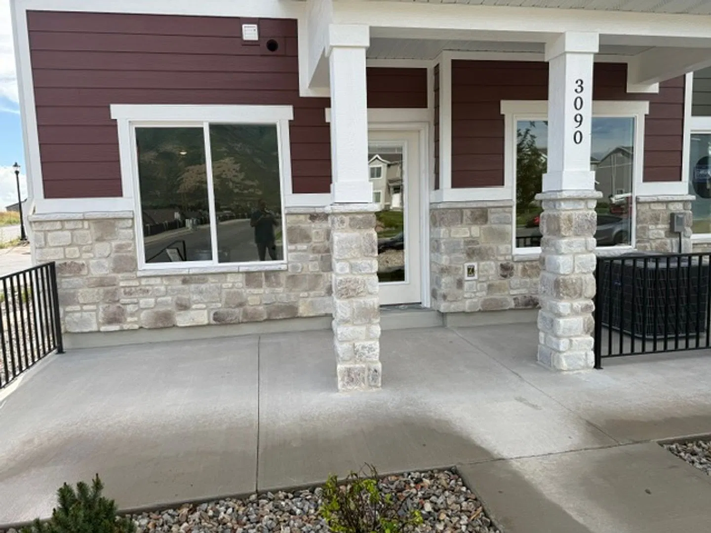 Half off first months rent - Beautiful new construction town home with amazing views — Photo 2