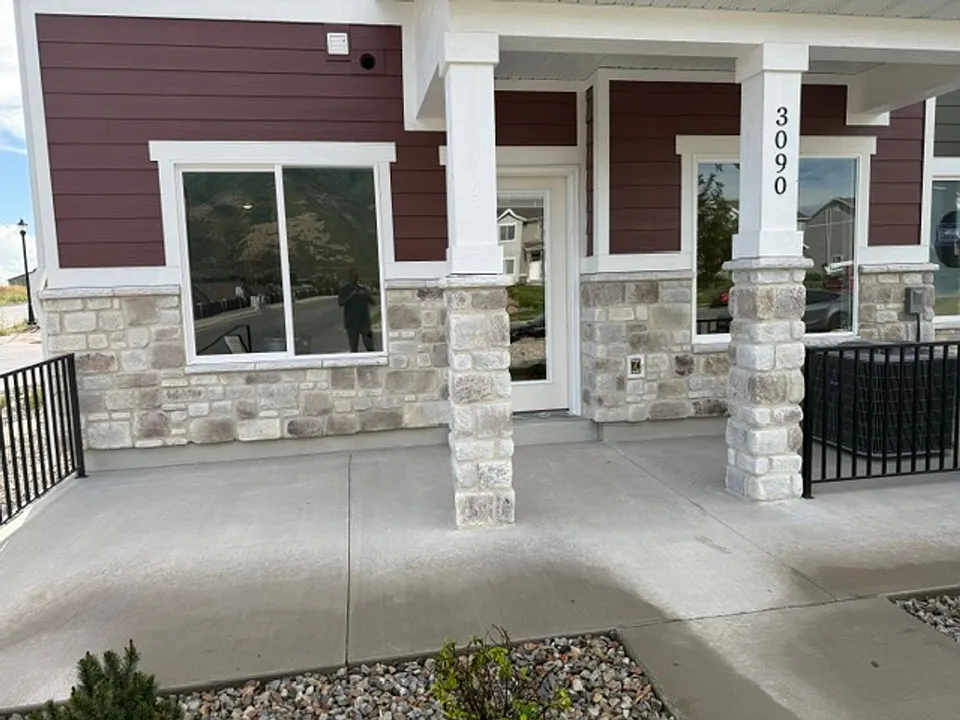3090 N 1675 E