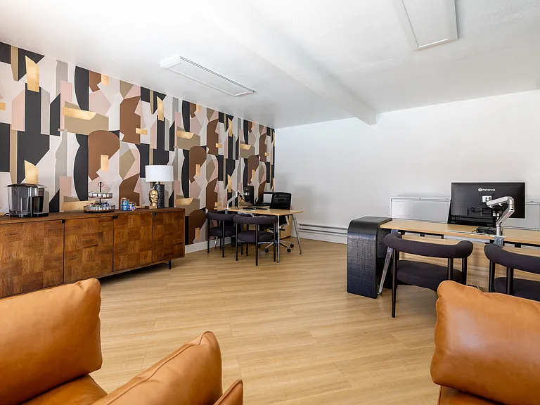 Campbell West Apartments — Photo 28