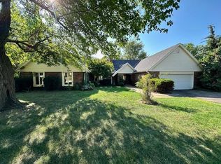 1030 S Forest Ave, Joplin, MO 64801
