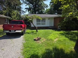 1809 W Meadowview Rd, Greensboro, NC 27403