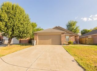 8570 Bearden Ln, Dallas, TX 75227