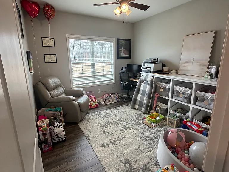 7652 Oakdale Rd — Photo 8
