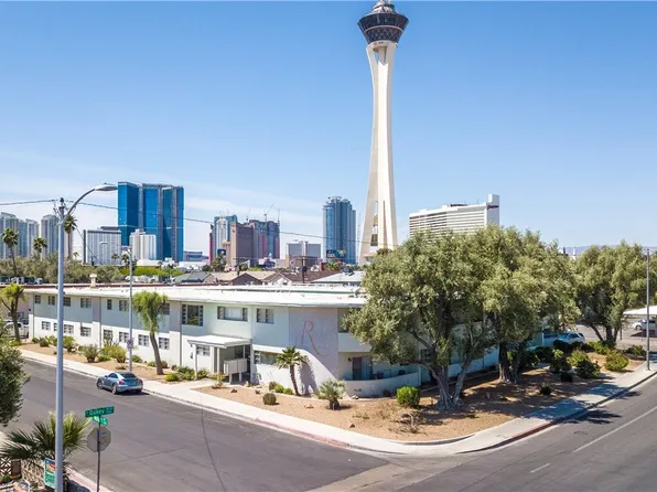 1700 Rexford Dr, Las Vegas, NV