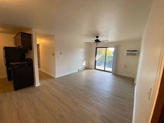 3rd image of 7914 60th Ave #104