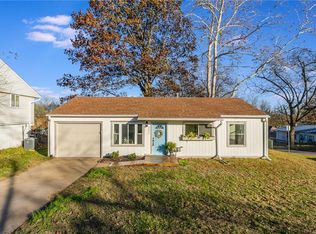 3309 Sioux Ln, Saint Joseph, MO 64503