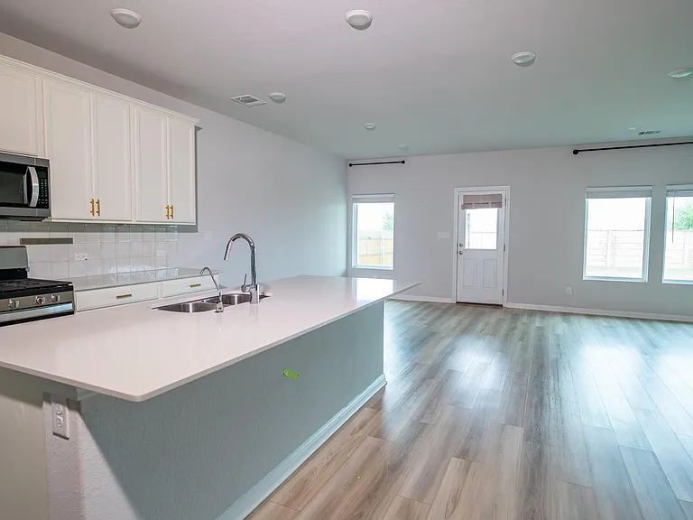 13108 Chapala Way — Photo 6
