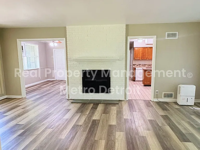 32505 Bell Vine Ct — Photo 5